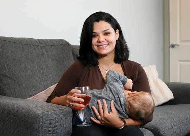 alcohol- Bad Breastfeeding Habits That Hurts Your Baby