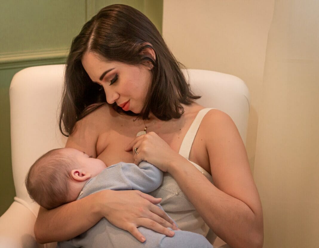 Bad Breastfeeding Habits That Hurts Your Baby